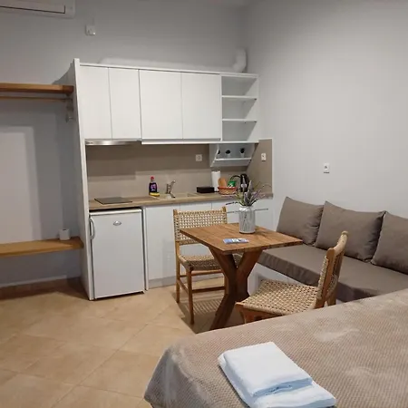Themonia Apartment *